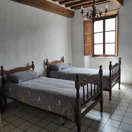 Traditional Tuscan Lucca District - Sleeps 6