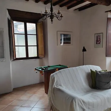 Traditional Tuscan Lucca District - Sleeps 6 別荘