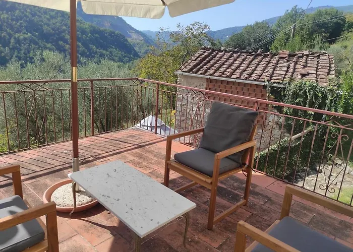 Traditional Tuscan Lucca District - Sleeps 6 Σπίτι διακοπών *
